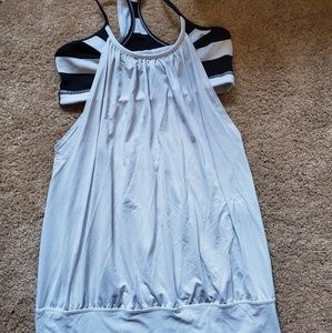 Lululemon tank top with buit in sporta bra